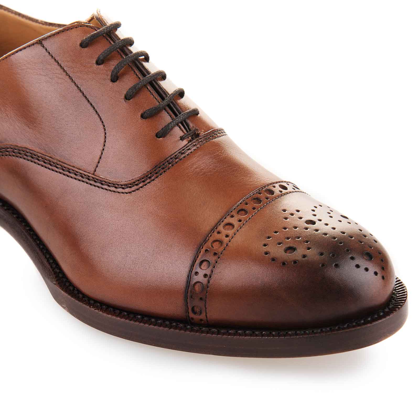 2406 3 smooth calfskin oxford brogues