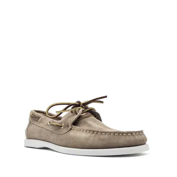 boat shoes
