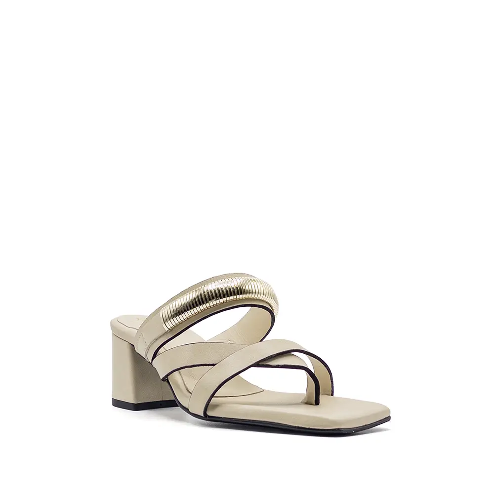 1025 2 heeled sandals