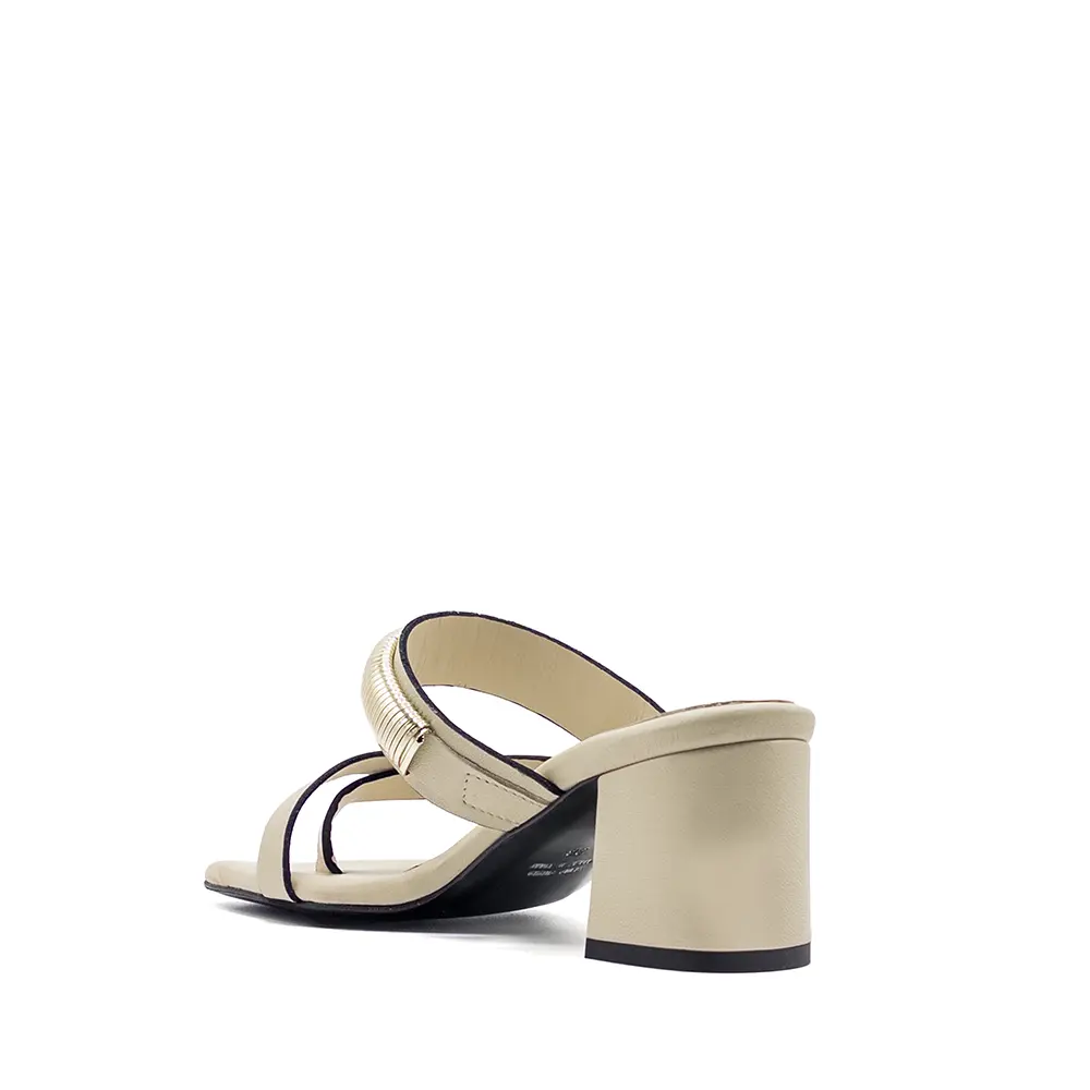 1025 3 heeled sandals